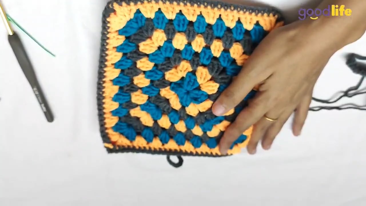 Granny Square ဆက်ပြီး အိတ်ထိုးနည်း
